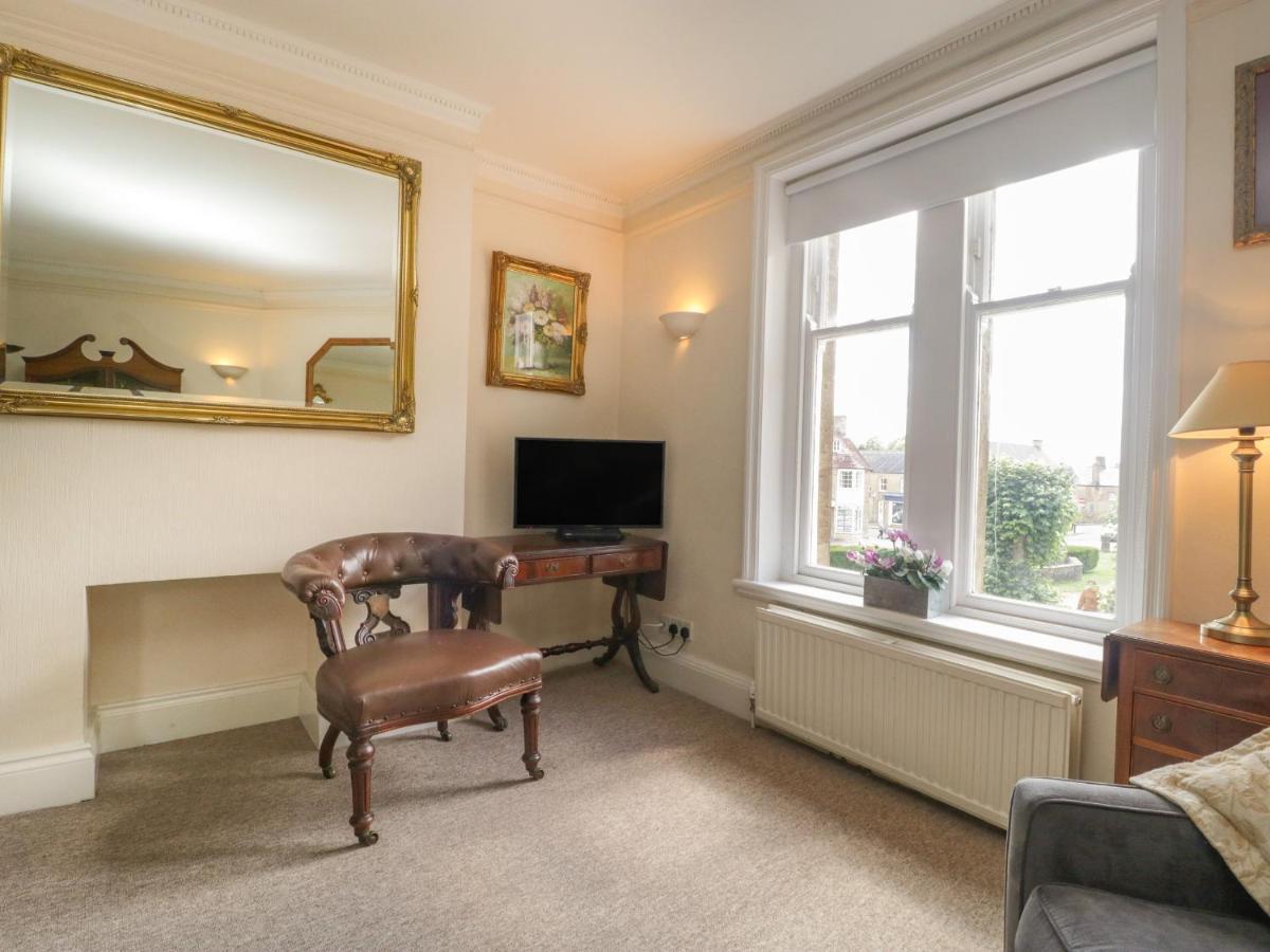 1 Abbey Court Apartment เชอร์บอร์น ภายนอก รูปภาพ