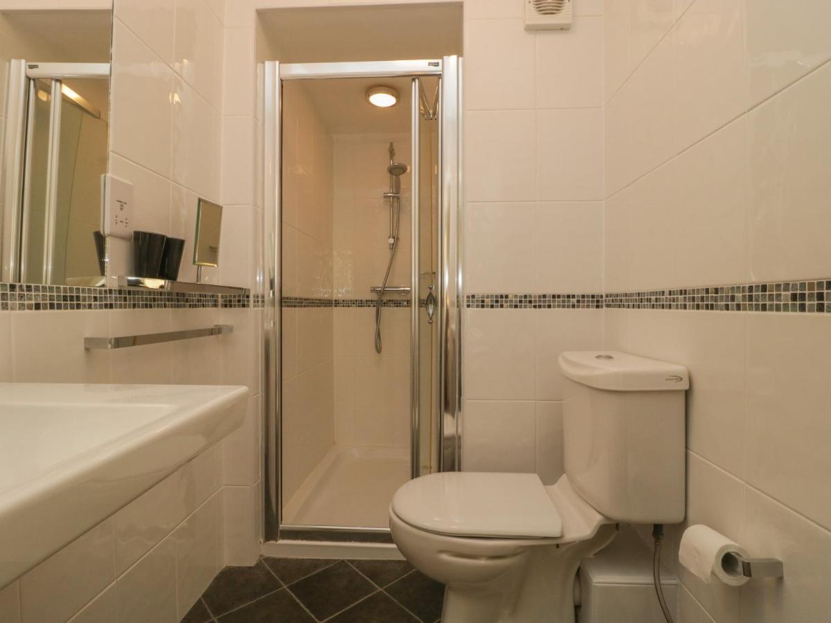 1 Abbey Court Apartment เชอร์บอร์น ภายนอก รูปภาพ